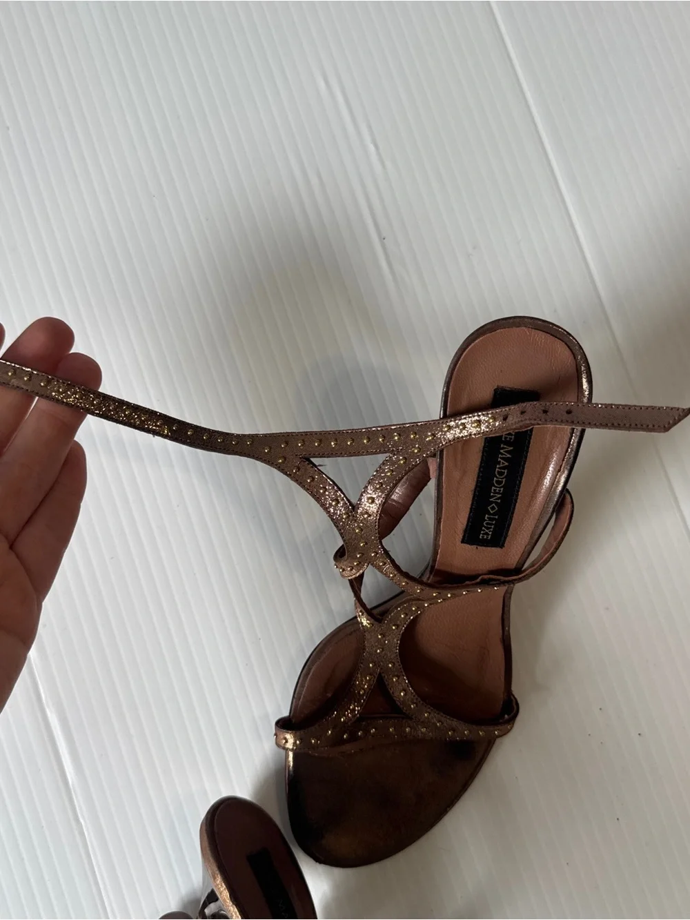 Steve Madden Luxe Bronze Metallic Studded Strappy Heels 9 Y2K Party Glam Sandals